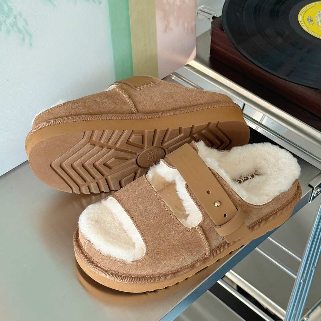 AUSTRALIAN SHEPHERD® UGG Clava Slippers Adjustable Strap AS 7032
