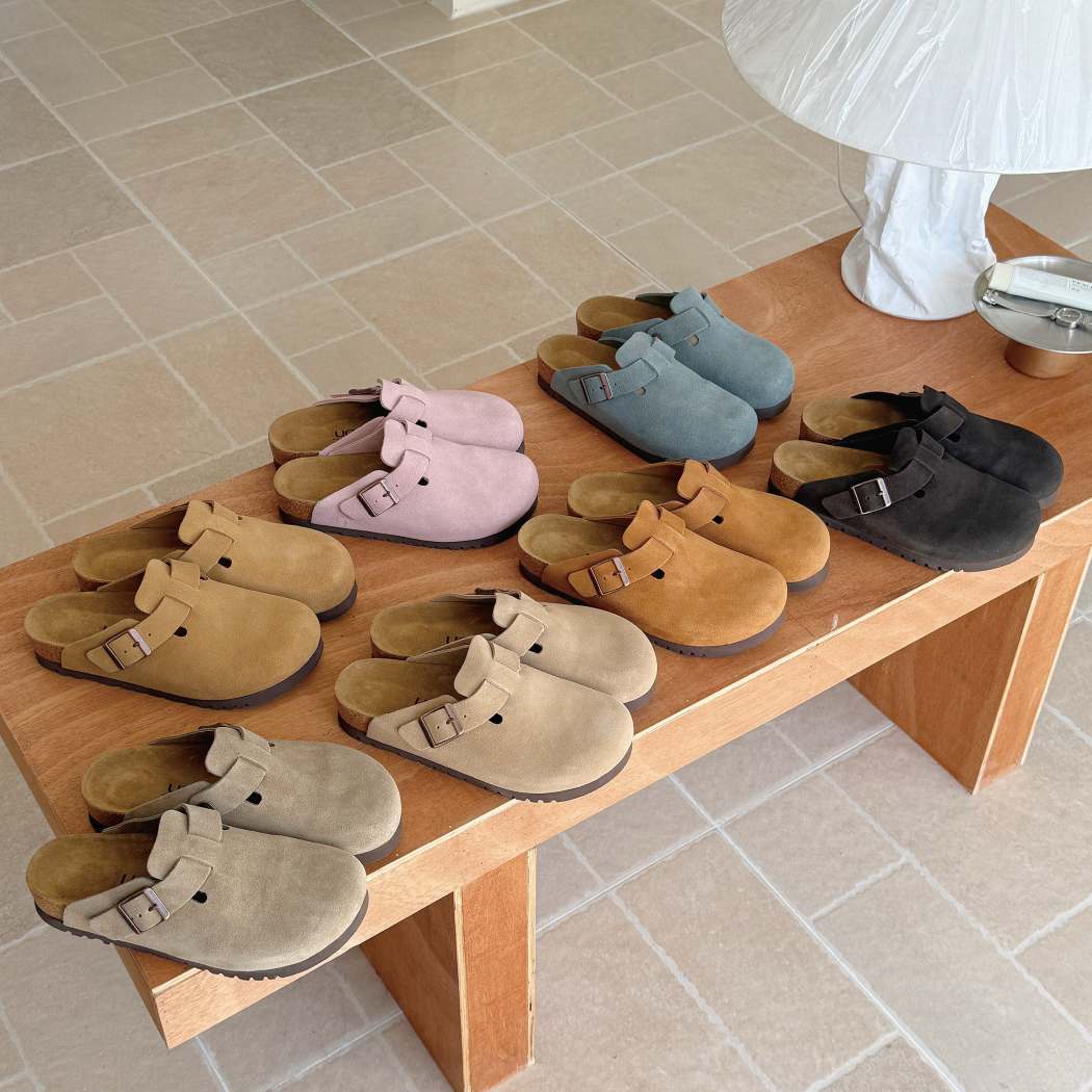 AUSTRALIAN SHEPHERD UGG Sandals Suede Slides Berrin AS 7043