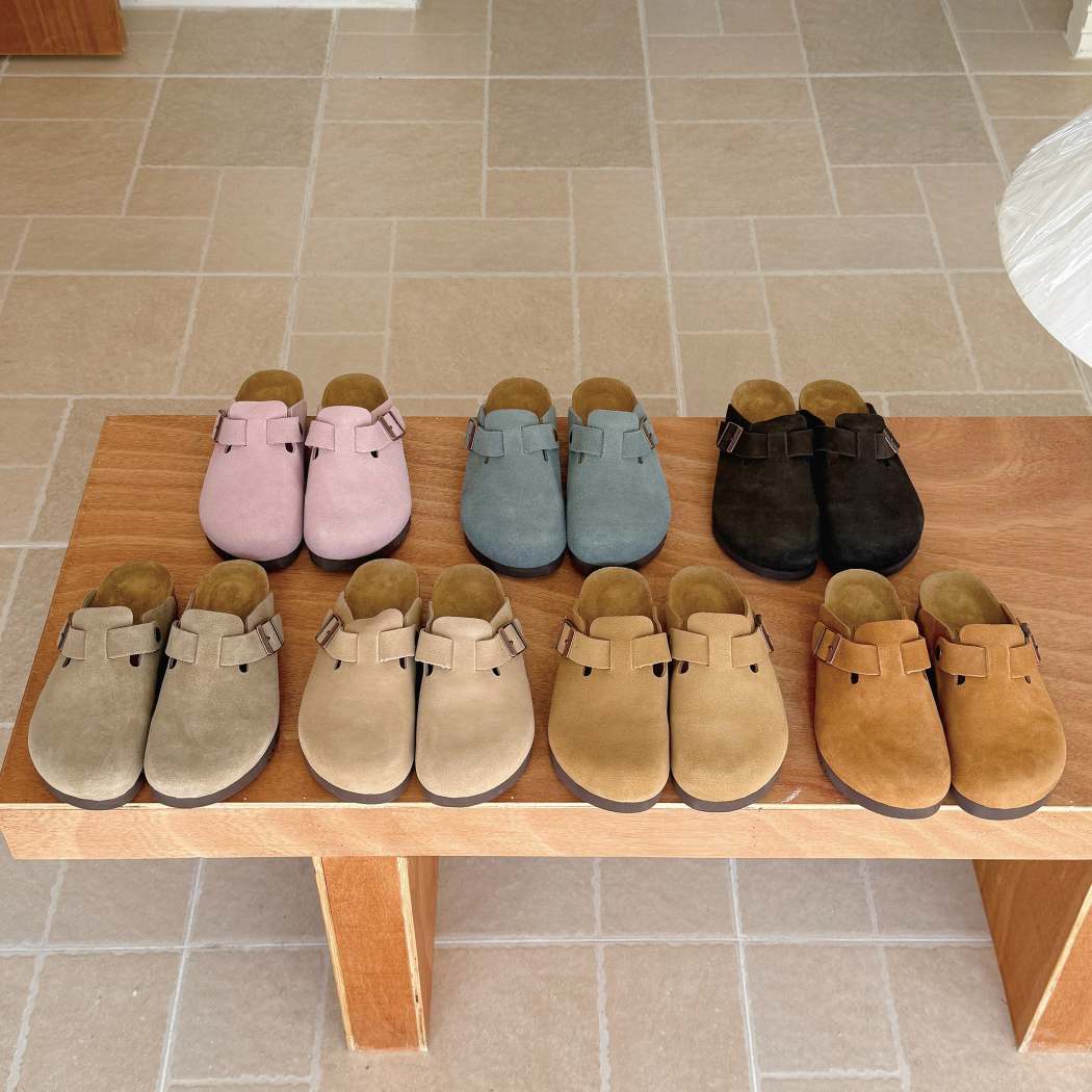 AUSTRALIAN SHEPHERD UGG Sandals Suede Slides Berrin AS 7043