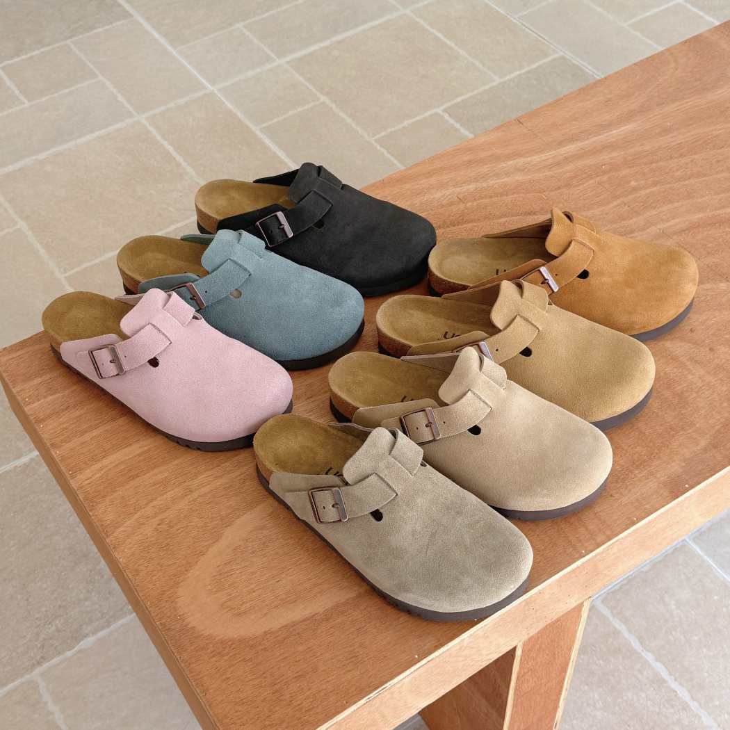 AUSTRALIAN SHEPHERD UGG Sandals Suede Slides Berrin AS 7043