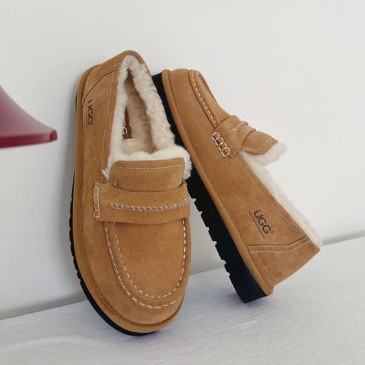 AUSTRALIAN SHEPHERD® UGG Lorin Suede Moccasin Slippers AS 7046