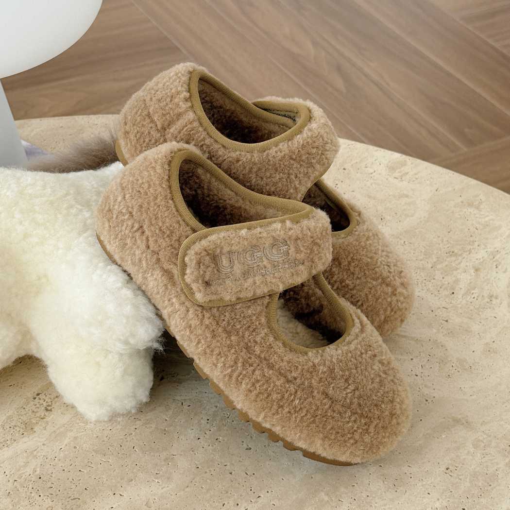AUSTRALIAN SHEPHERD® Kids Sheepskin Wool Mary Jane Slippers AS 7047K