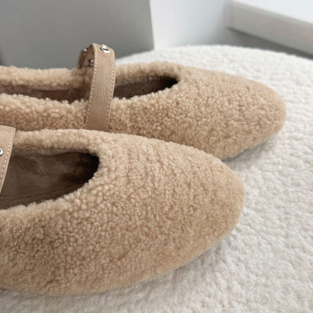 AUSTRALIAN SHEPHERD® UGG Women's Bouclé Wool Slippers Melie Curl AS 7048