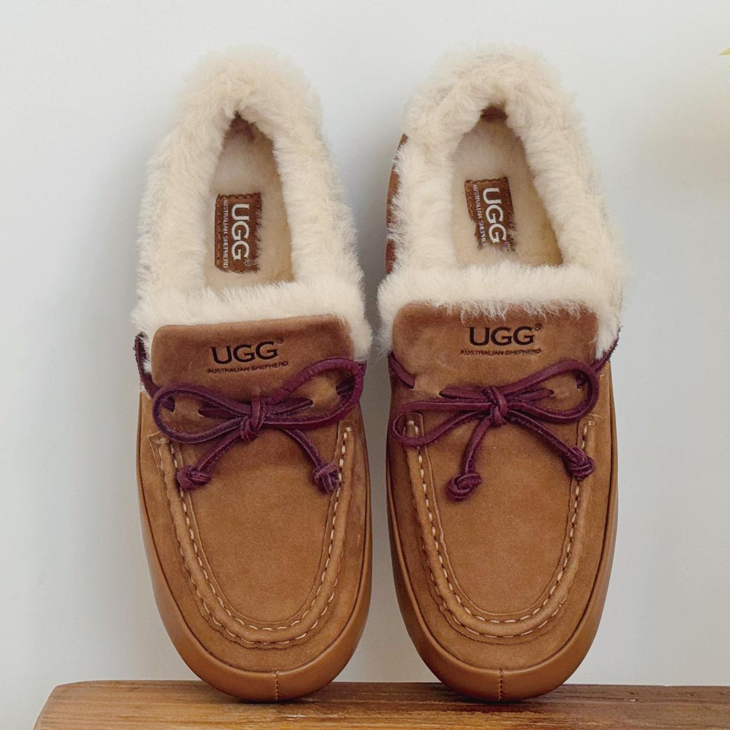 AUSTRALIAN SHEPHERD® Women Leather Sheepskin Wool Moccasin Slippers AS 7050