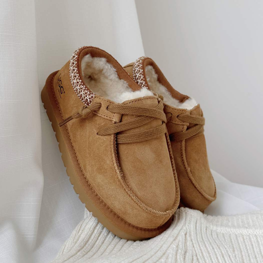 AUSTRALIAN SHEPHERD® UGG Kids Marek Sheepskin Moccasin Slippers AS 7055K