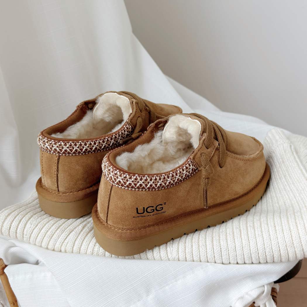 AUSTRALIAN SHEPHERD® UGG Kids Marek Sheepskin Moccasin Slippers AS 7055K