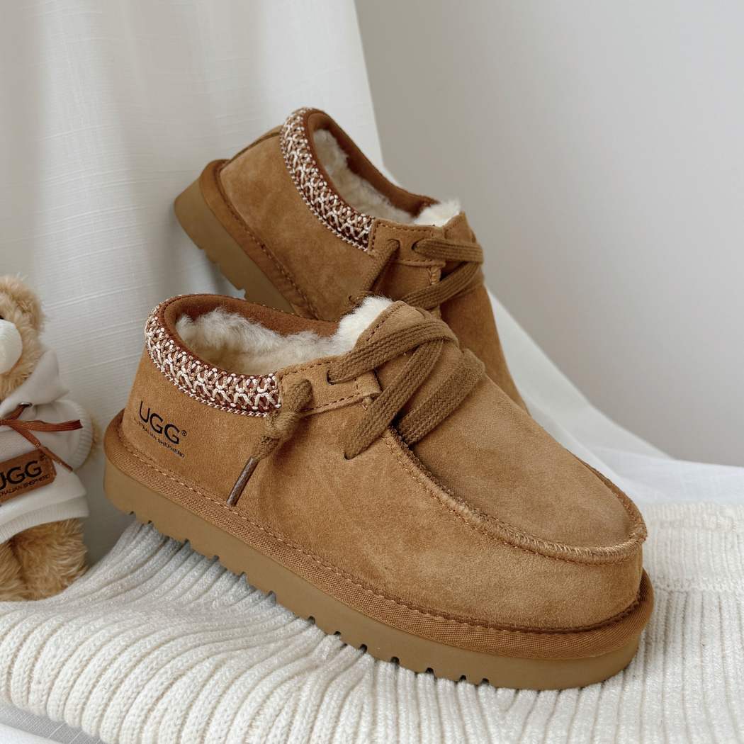AUSTRALIAN SHEPHERD® UGG Kids Marek Sheepskin Moccasin Slippers AS 7055K