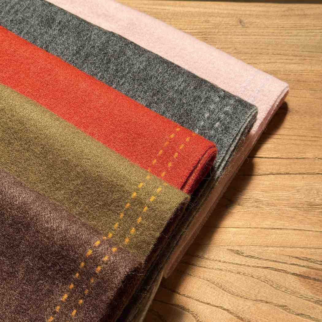 AUSTRALIAN SHEPHERD® Rasora 100% Wool Plain Scarf AS 8004