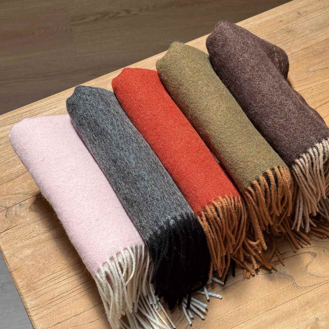 AUSTRALIAN SHEPHERD® Rasora 100% Wool Plain Scarf AS 8004