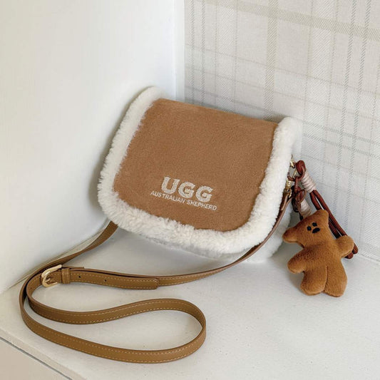 AUSTRALIAN SHEPHERD® Fluffy Wool Over Shoulder Messenger Bag ASA 025