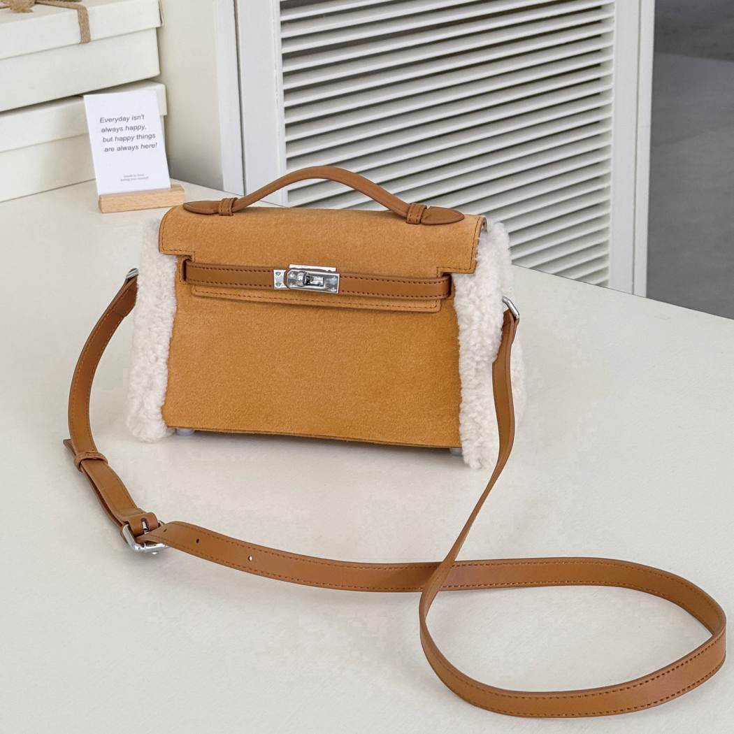 AUSTRALIAN SHEPHERD® Cow Suede Shoulder Bag Tote Kelvy ASA 027