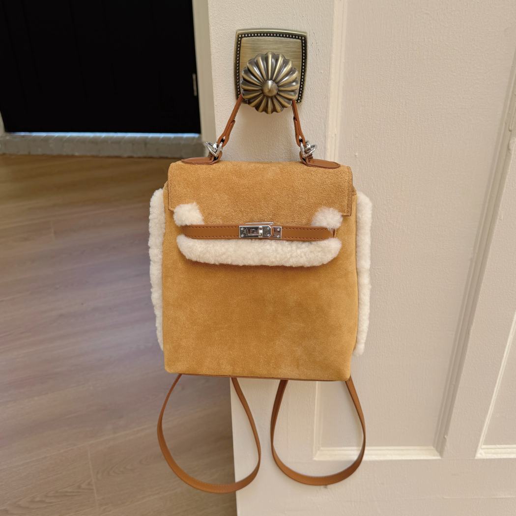 AUSTRALIAN SHEPHERD® Kenny Fluffy Wool Adjustable Strap Shoulder Bag ASA 034