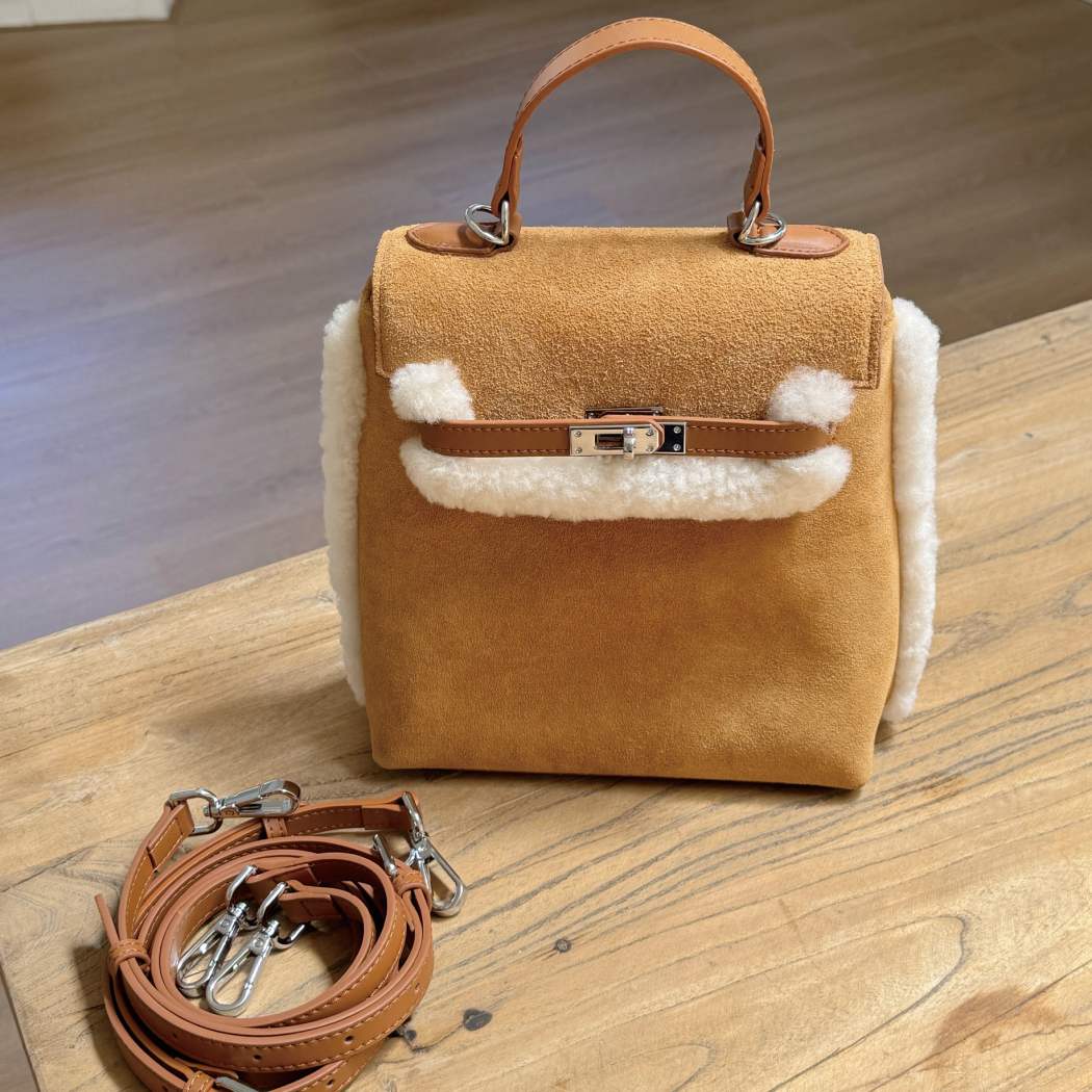 AUSTRALIAN SHEPHERD® Kenny Fluffy Wool Adjustable Strap Shoulder Bag ASA 034