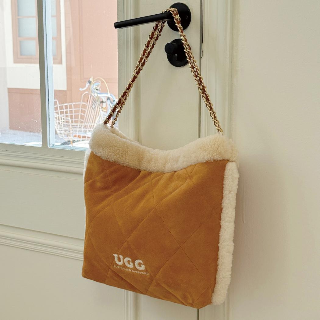 AUSTRALIAN SHEPHERD® Women's Suede Shearling Shoulder Bag ASA 037
