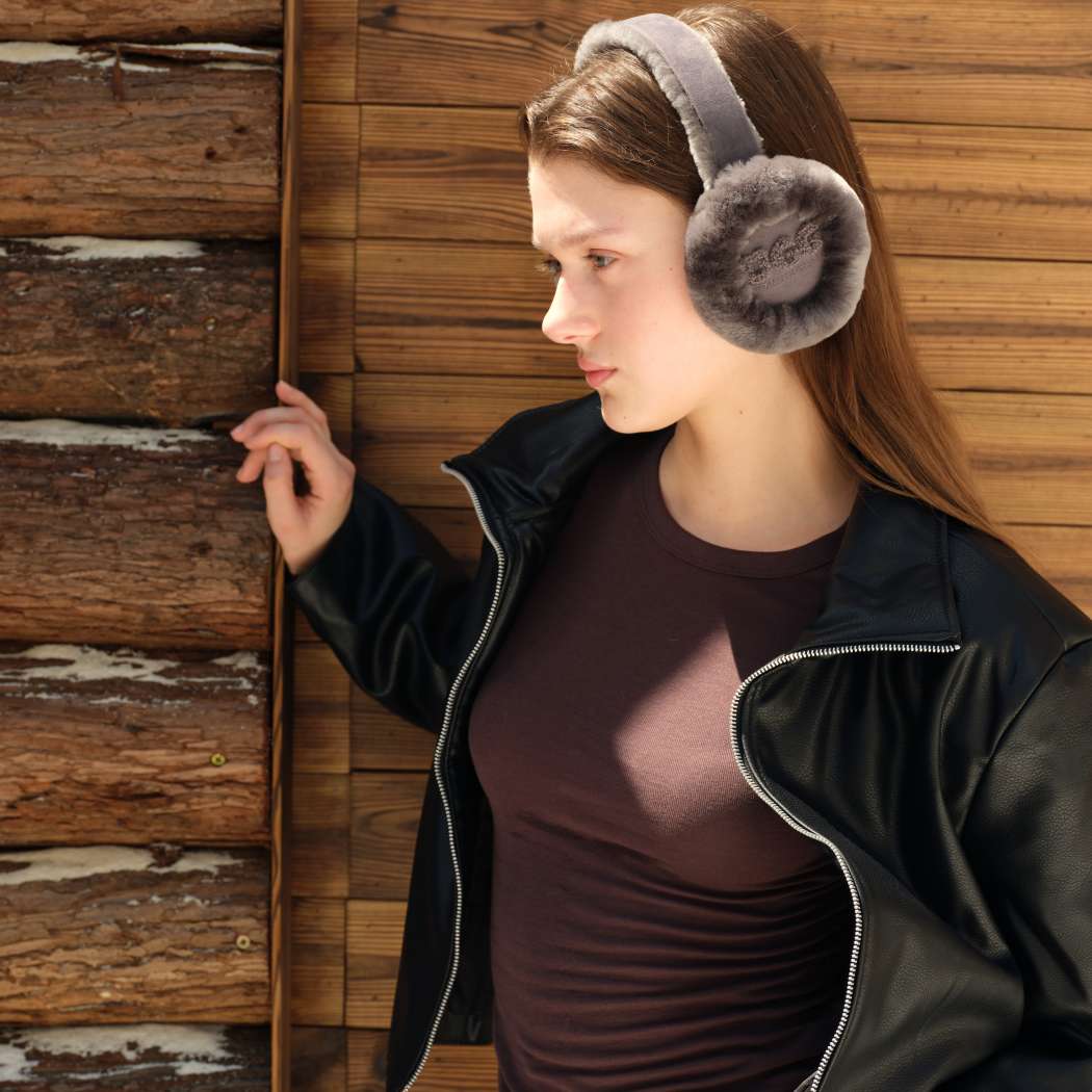 AUSTRALIAN SHEPHERD® UGG Women Sheepskin Wool Cloud Earmuff ASA 039