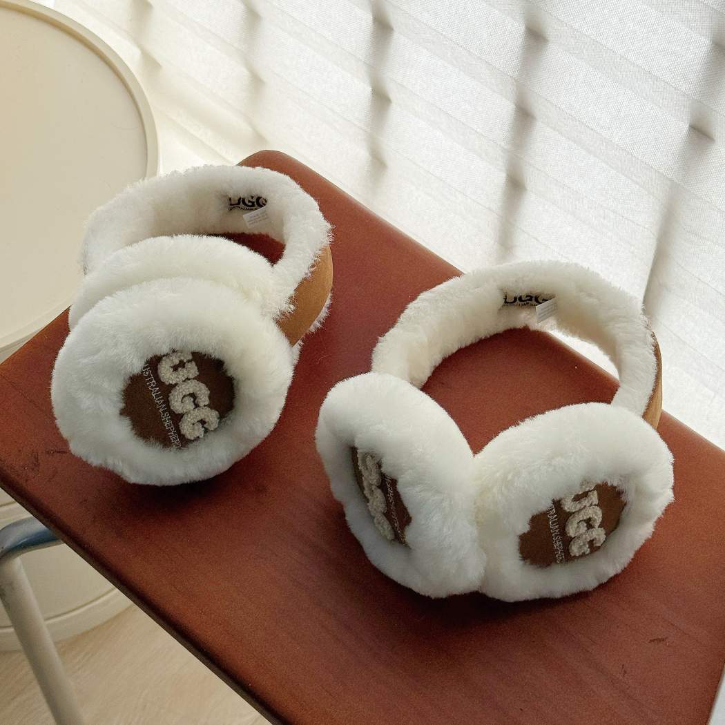 AUSTRALIAN SHEPHERD® Kids UGG Sheepskin Wool Cloud Earmuffs ASA 040