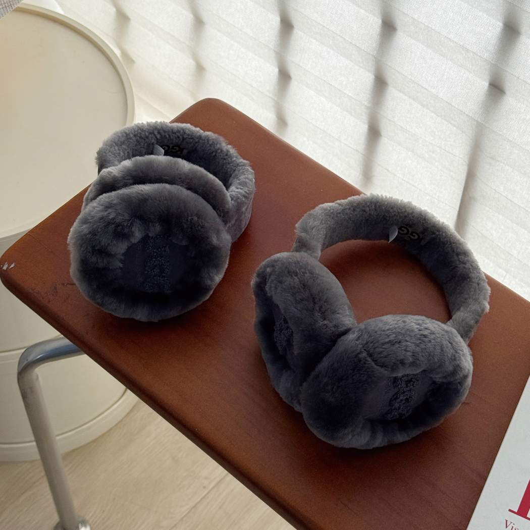 AUSTRALIAN SHEPHERD® Kids UGG Sheepskin Wool Cloud Earmuffs ASA 040