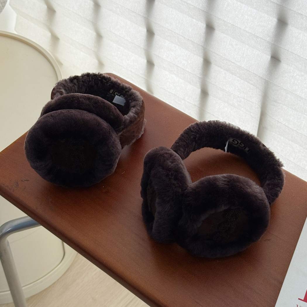 AUSTRALIAN SHEPHERD® Kids UGG Sheepskin Wool Cloud Earmuffs ASA 040