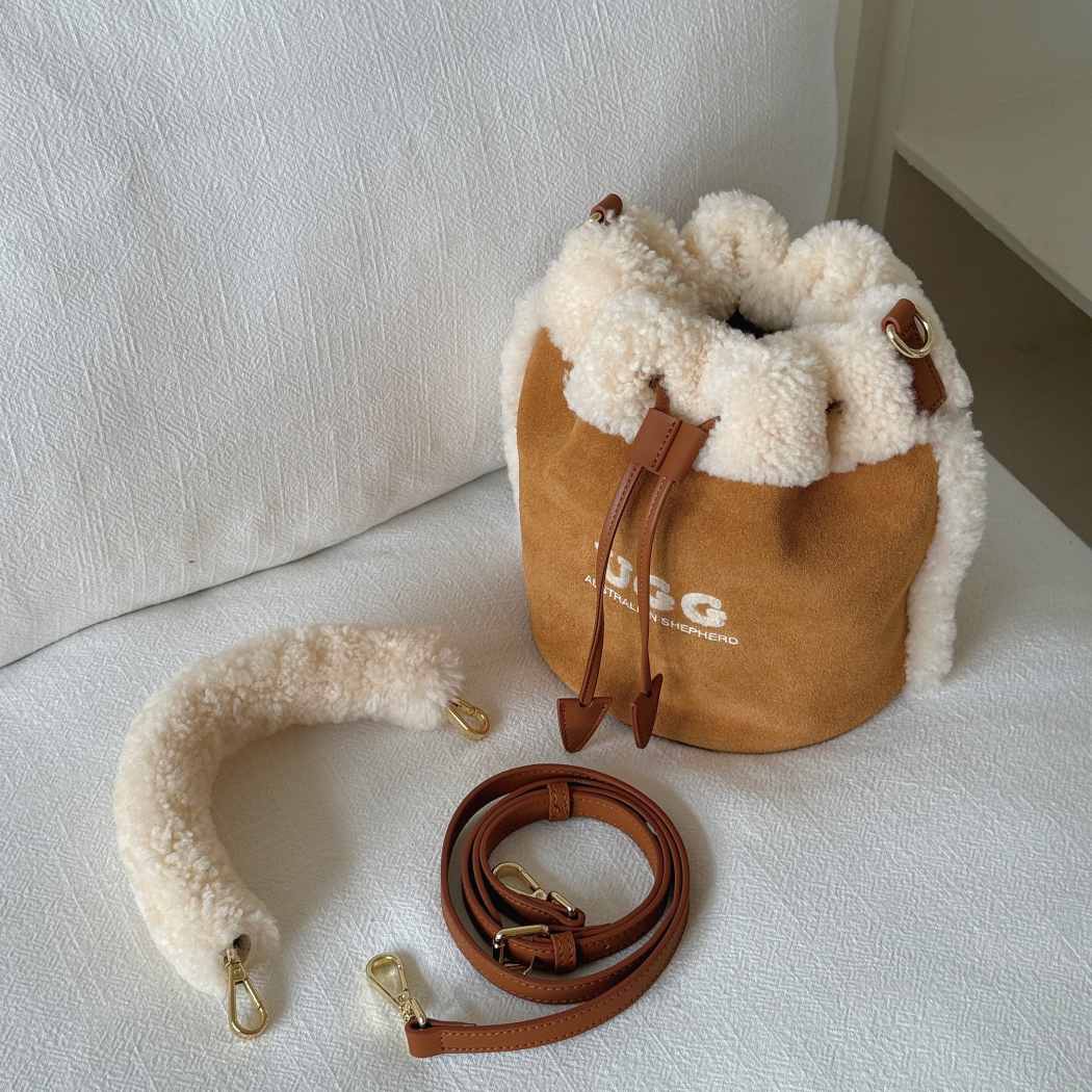 AUSTRALIAN SHEPHERD® Women Fluffy Wool Shoulder Bucket Bag ASA 054