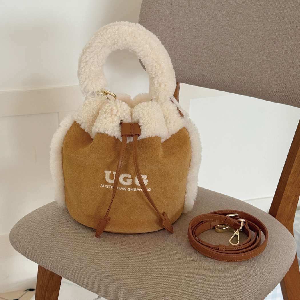 AUSTRALIAN SHEPHERD® Women Fluffy Wool Shoulder Bucket Bag ASA 054