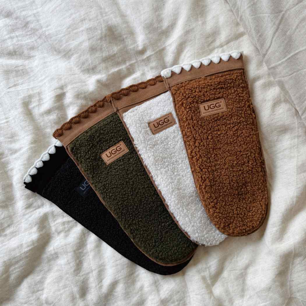 AUSTRALIAN SHEPHERD® Thyra Wool Mittens ASA 063
