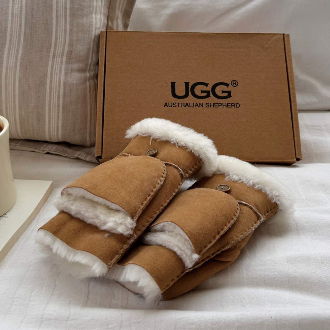 AUSTRALIAN SHEPHERD® Merra Sheepskin Flip-Top Mittens ASZ 054