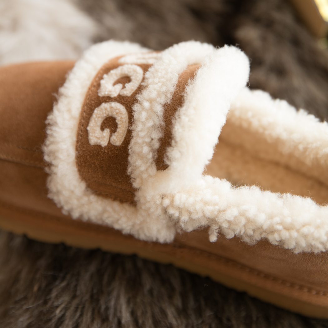 DK UGG® Women Erin Fluffy Wool Ankle Loafers 149