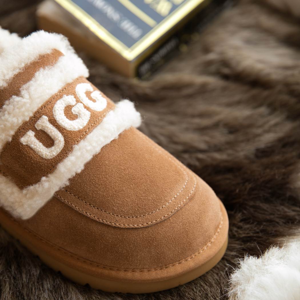 DK UGG® Women Erin Fluffy Wool Ankle Loafers 149