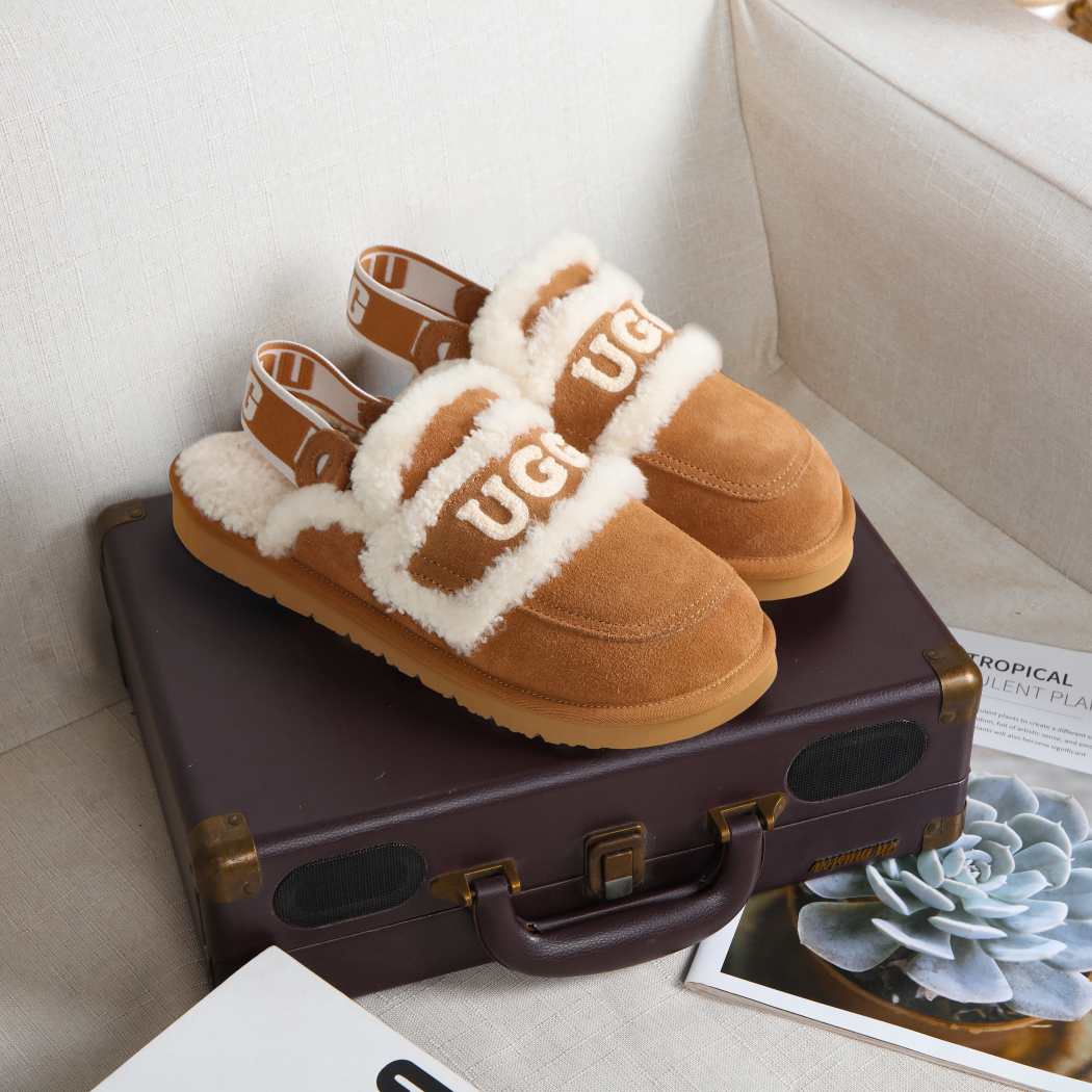 DK UGG Women Erin Detachable Strap Scuff Slipper DK 161