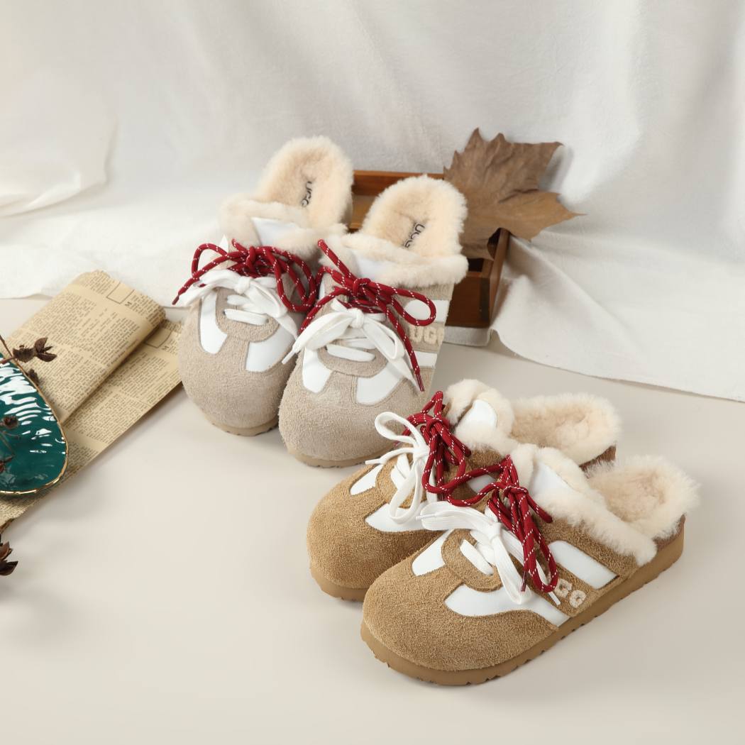 DK UGG® Shearling Clog 169