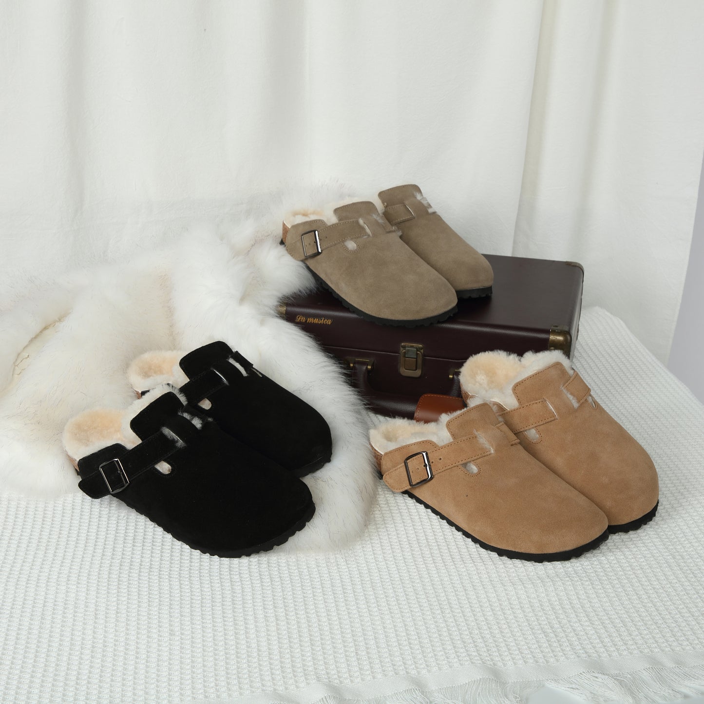 DK UGG Unisex Shearling Buckle Slippers 137