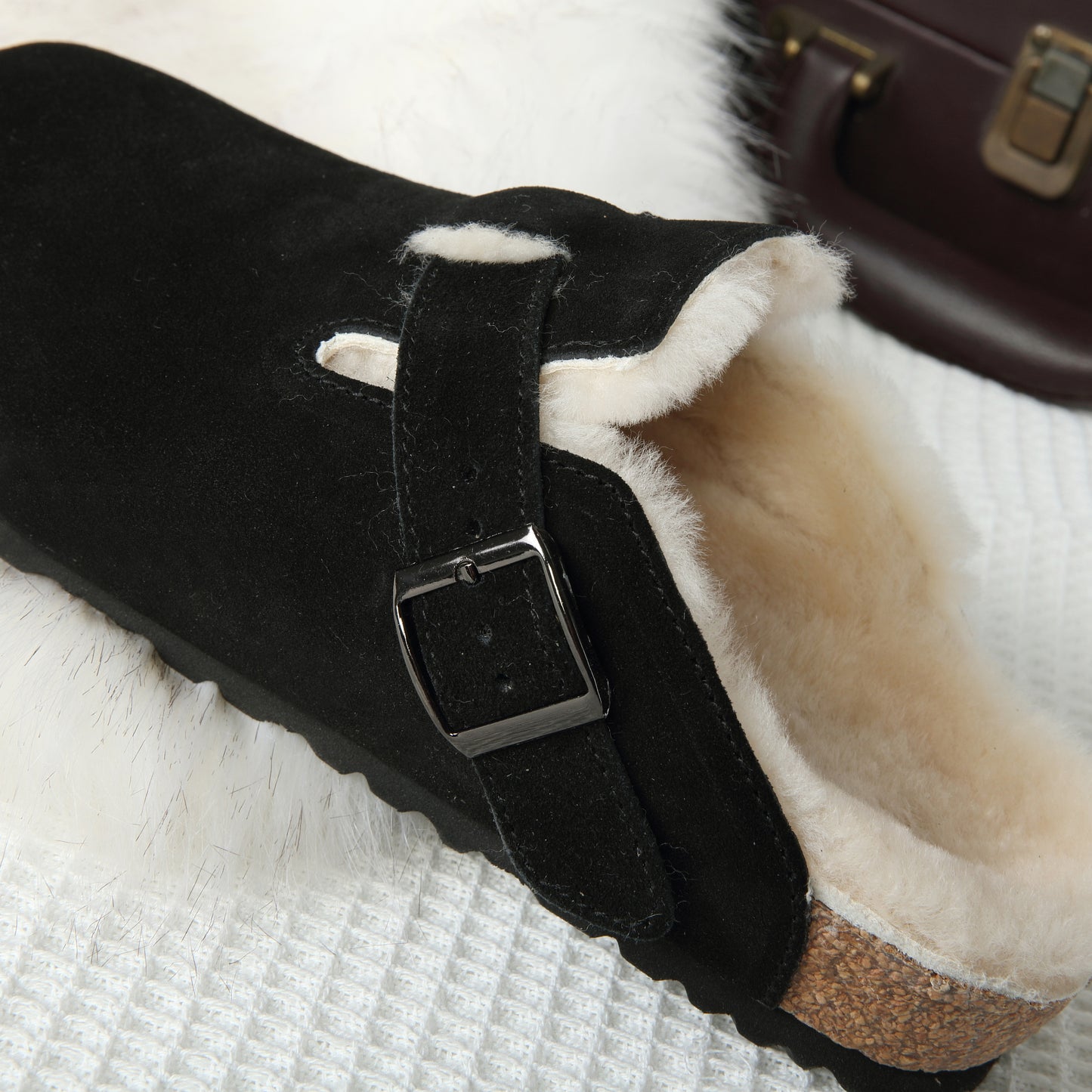 DK UGG Unisex Shearling Buckle Slippers 137