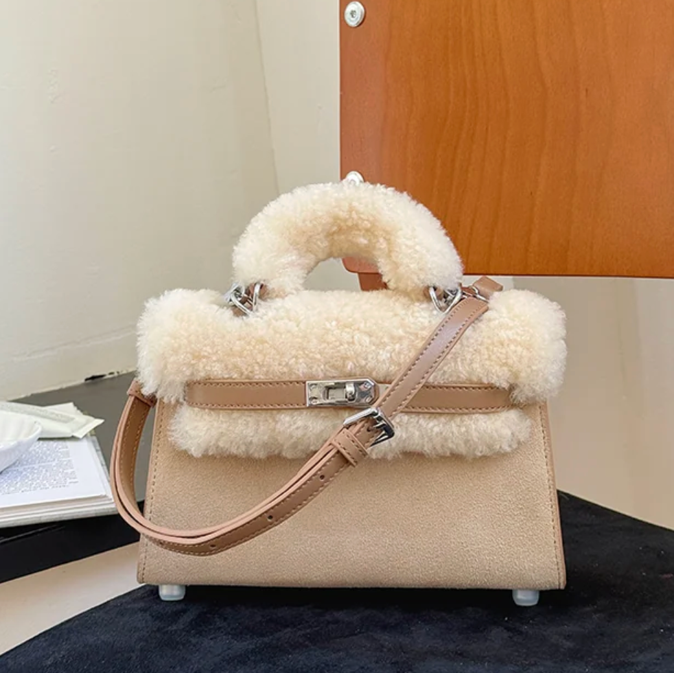 AUSTRALIAN SHEPHERD® Women’s Fluffy Wool Over-Shoulder Bag Frostie ASA 055