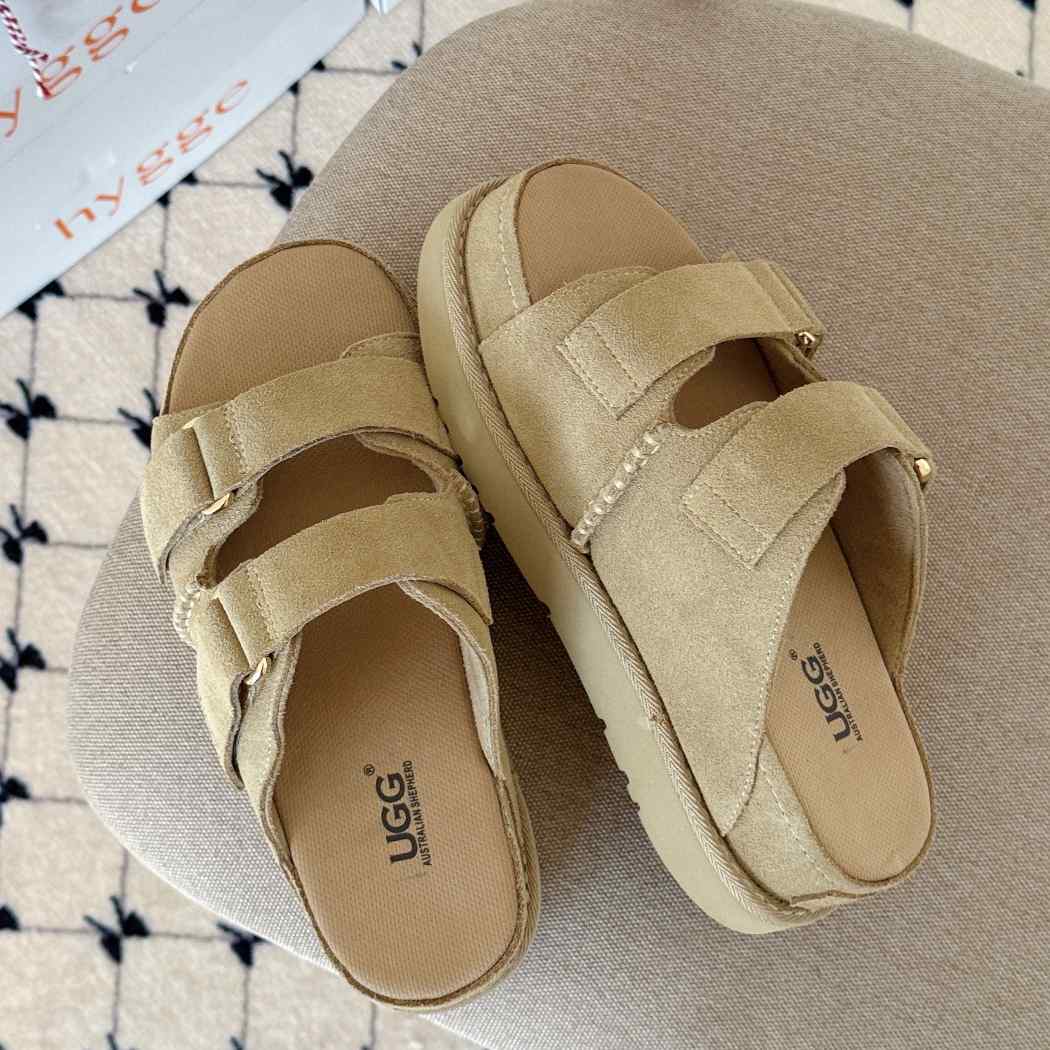 Top view of AUSTRALIAN SHEPHERD® Adjustable Strap Buckle Platform Sandals Ventra AS 7035 in Sand showcasing the adjustable buckle strap design.