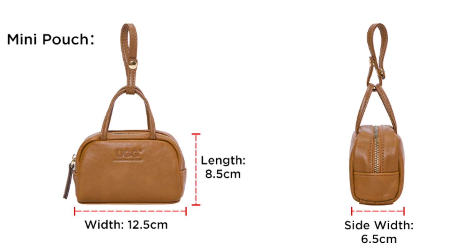 Model reference image of AUSTRALIAN SHEPHERD® Dunelight Leather Barrel Crossbody Bag ASA 065 showing carrying style and proportions.