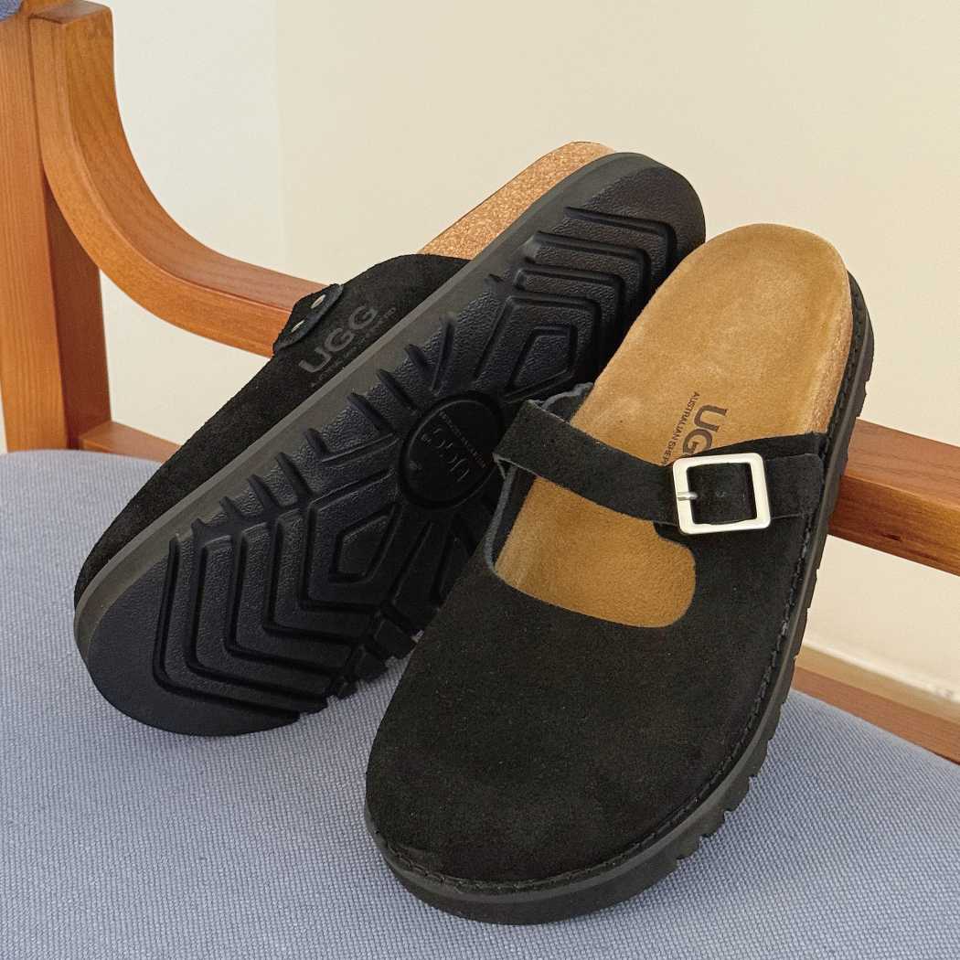 AUSTRALIAN SHEPHERD Mary Jane Style Leather Slides Brikon AS 7045 in Black showing the durable non-slip rubber outsole.