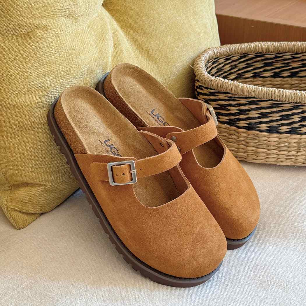 Pair of AUSTRALIAN SHEPHERD Mary Jane Style Leather Slides Brikon AS 7045 in Chestnut with a classic Mary Jane silhouette.