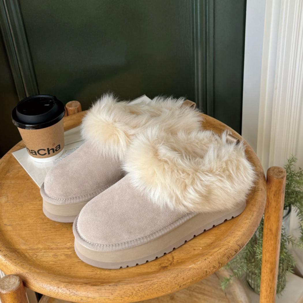 Side view of AUSTRALIAN SHEPHERD® UGG Ankle Platform Slippers Sheepskin Wool Collar Mianee AS 2134 showcasing the premium suede upper, fluffy sheepskin wool collar, and platform sole.