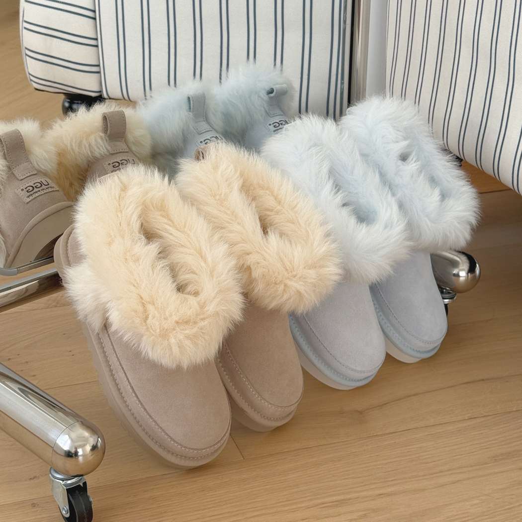 AUSTRALIAN SHEPHERD® UGG Boots Women Sheepskin Wool Trim Ankle Frovia AS 3131 in Sand and Aqua Blue featuring premium cow suede, plush sheepskin wool trim, and a lightweight EVA sole.