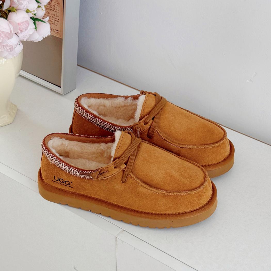 Side and outsole view of AUSTRALIAN SHEPHERD UGG Marek Sheepskin Wool Lace-Up Slippers AS 7055 in Chestnut with lightweight rubber sole.