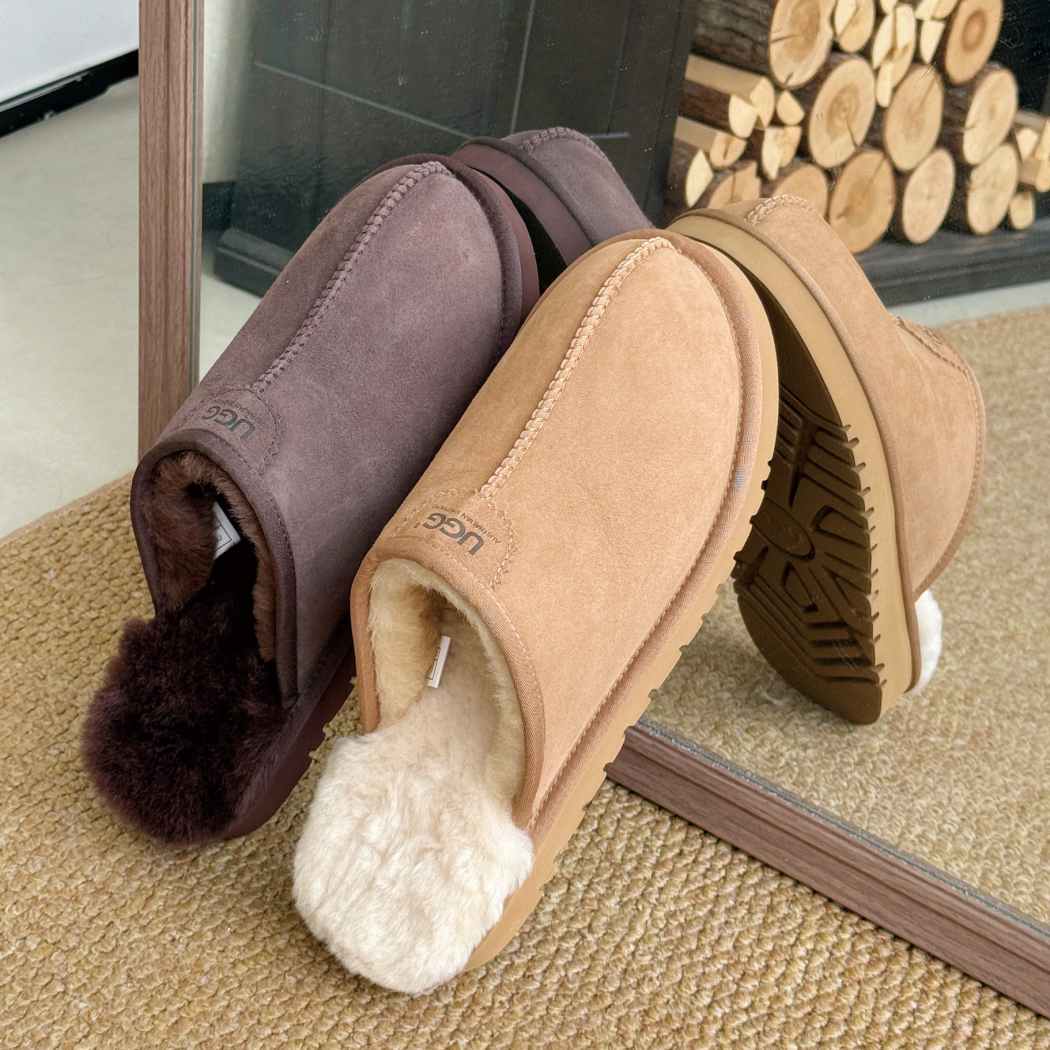 Angled view of AUSTRALIAN SHEPHERD® UGG Men Sheepskin Wool Scuff Slippers Braven AS 2141 highlighting the soft sheepskin wool lining and premium suede upper.