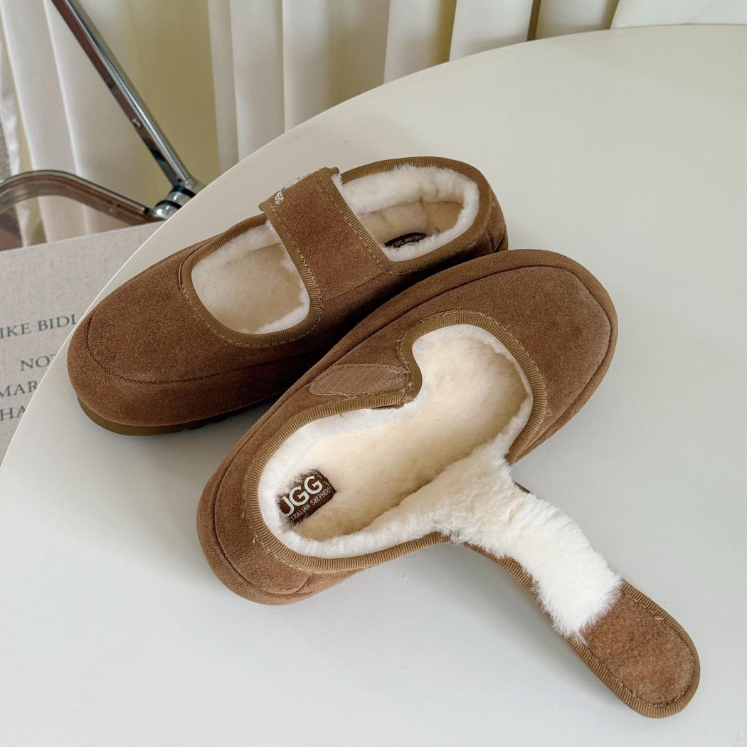 Angled view of AUSTRALIAN SHEPHERD UGG Sheepskin Wool Mary Jane Slippers Velvi AS 7024 in Chestnut with a classic Mary Jane silhouette.