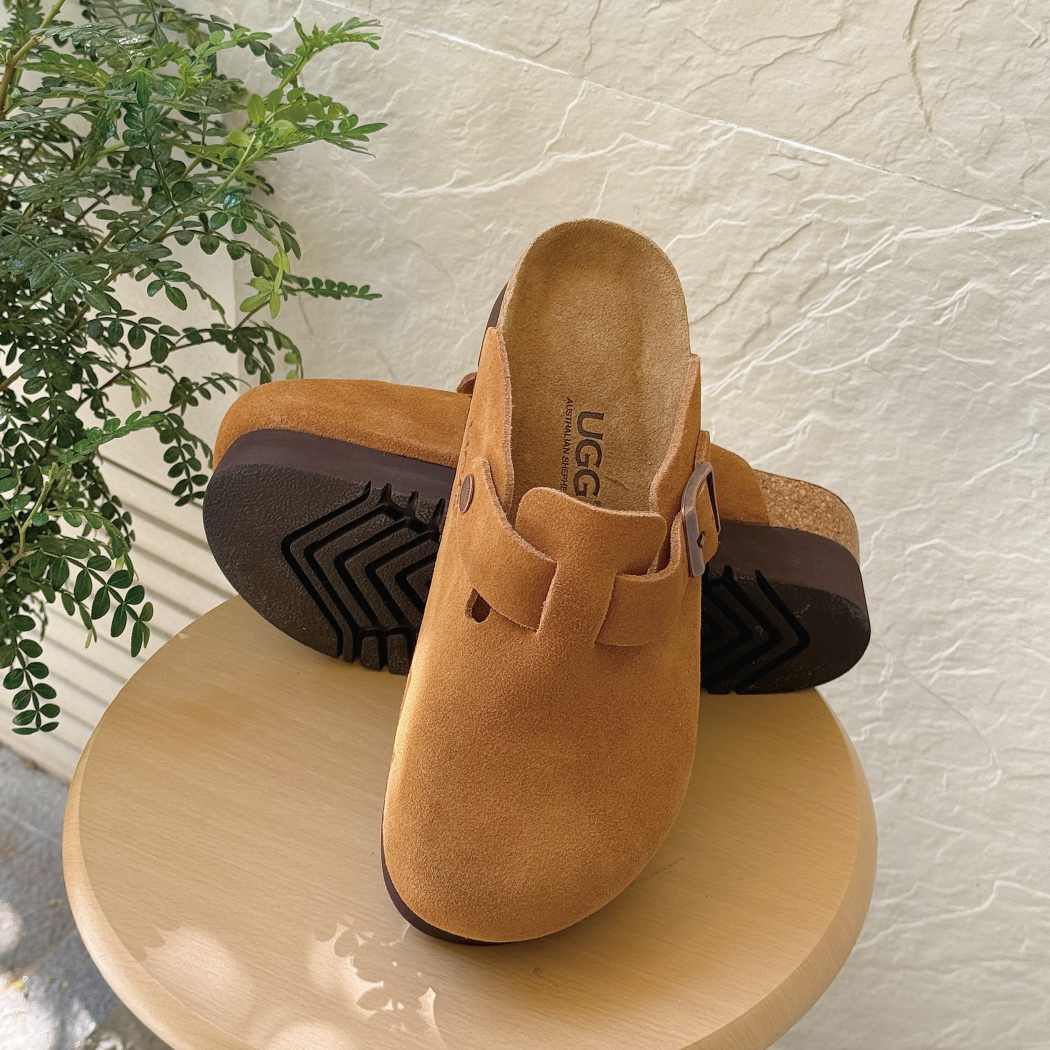 Adjustable buckle detail of Berrin cow suede platform clogs AS 7044
