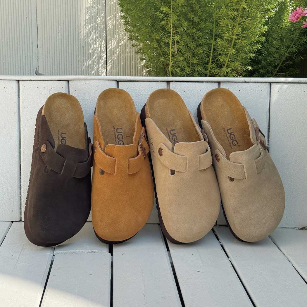 Front three-quarter view of Berrin cow suede platform clogs AS 7044 in Chestnut