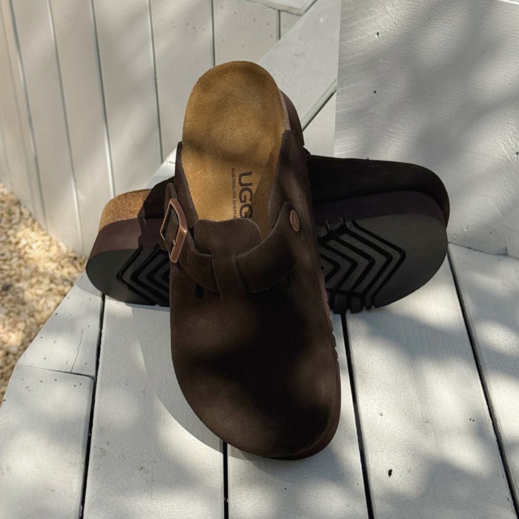 Top view of Berrin cow suede platform clogs AS 7044 in Chocolate