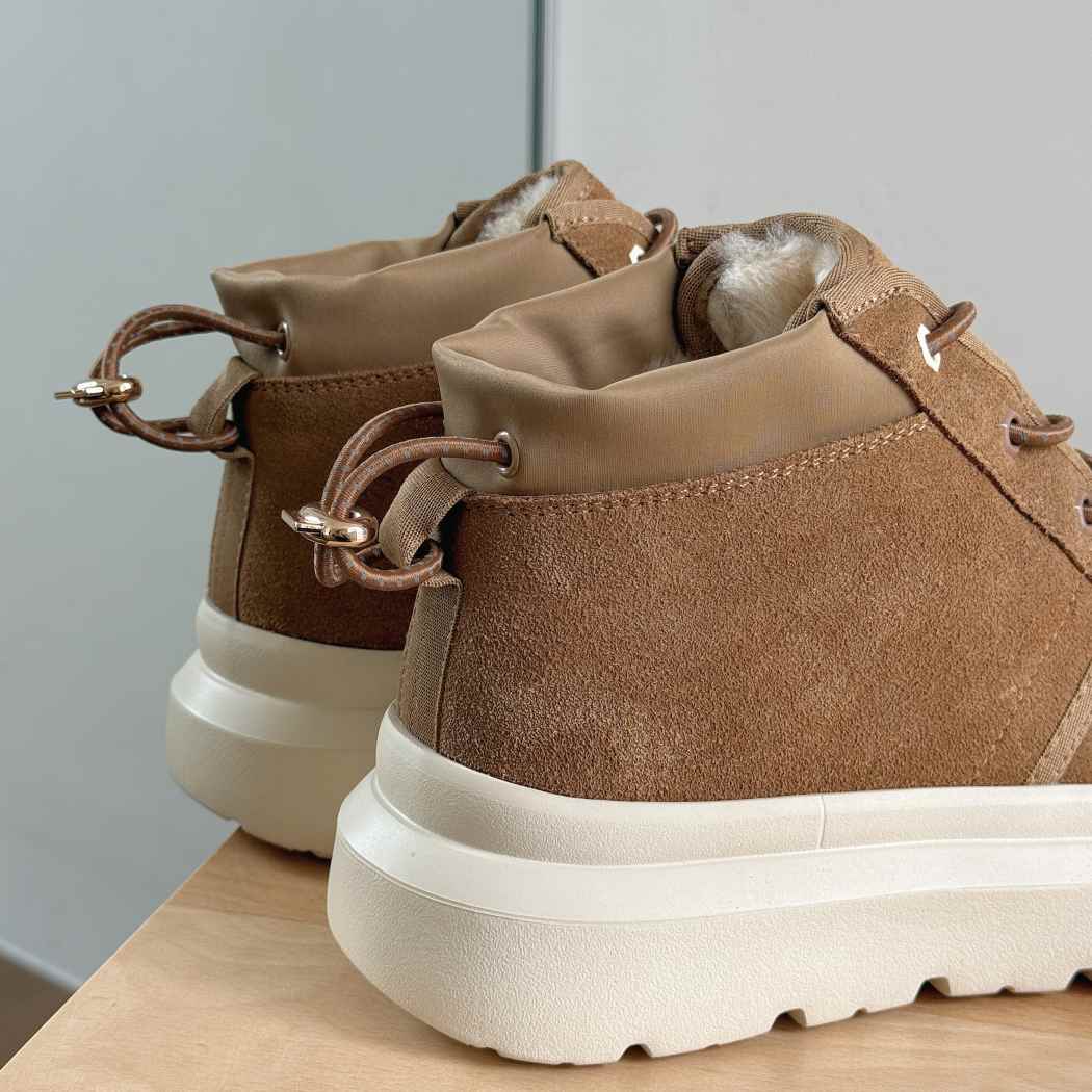 Side profile of Bravin men's sheepskin wool ankle boots AS 3163M