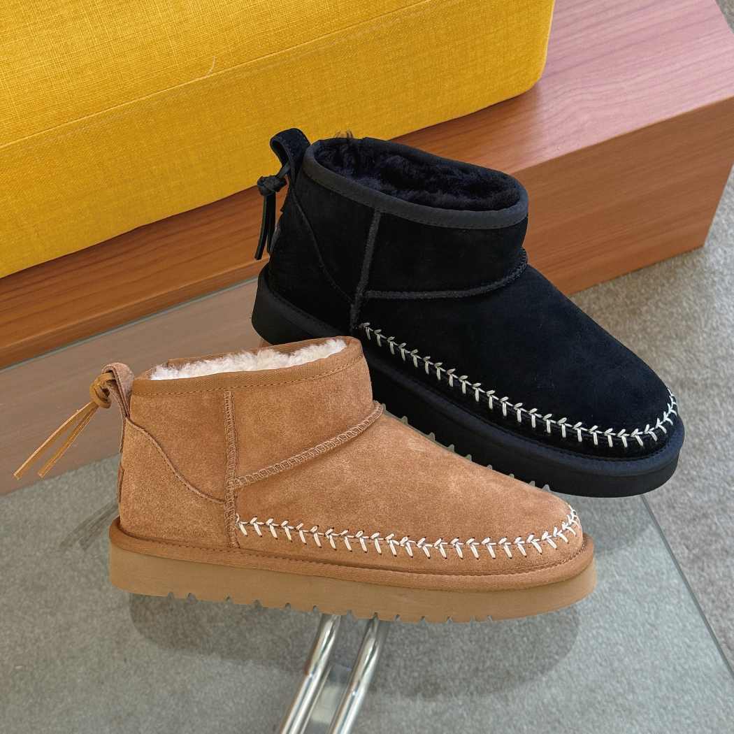 Canlia mini ankle boots AS 3144 available in Black and Chestnut