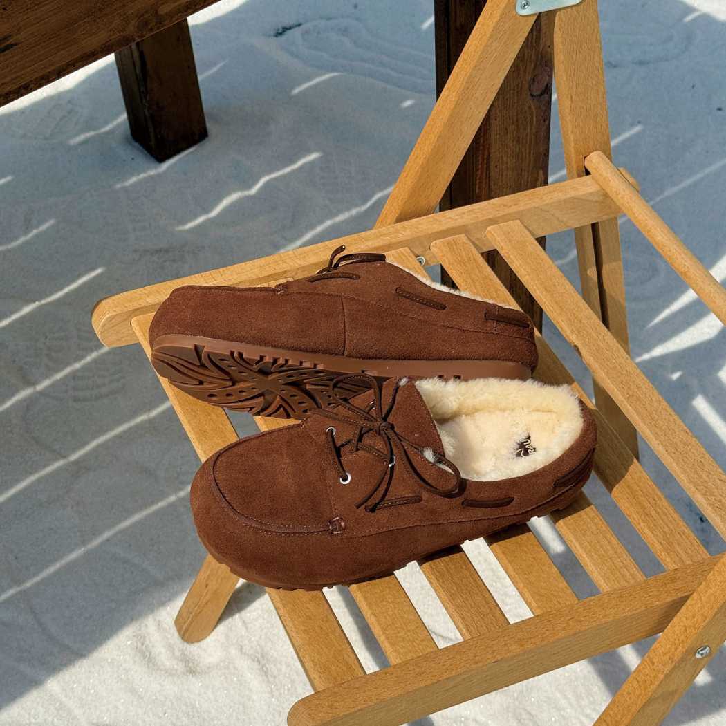 Churna cow suede clog slippers EA 7092 in Chocolate