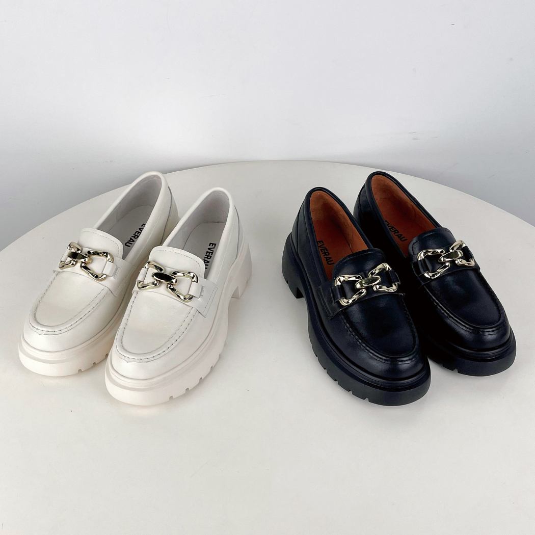 Pair of EVERAU® Women Leather Gold Buckle Platform Chunky Loafers Della EA 7032 in Cream with premium leather and a gold buckle.