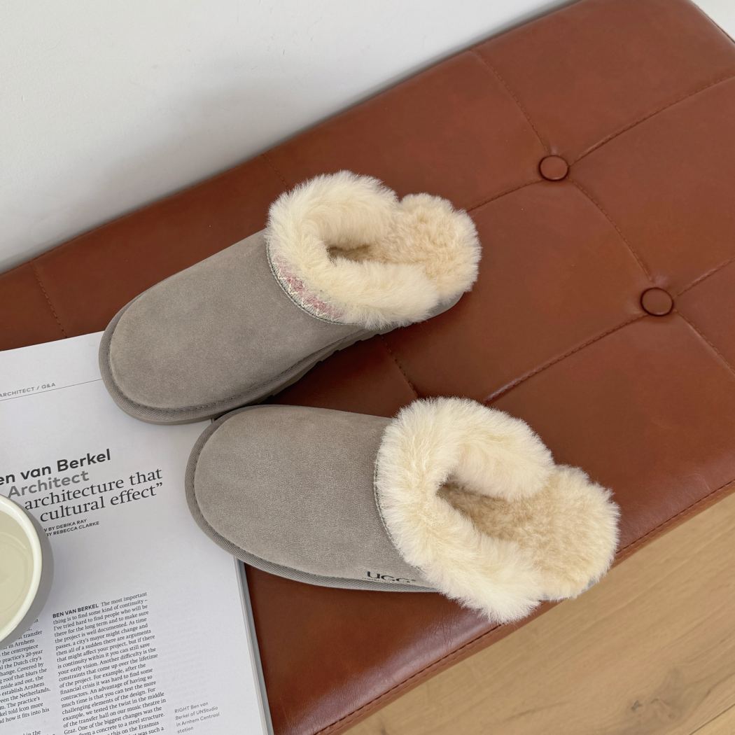 Rear view of Liora scuff slippers AS 2131 in Pebble Grey